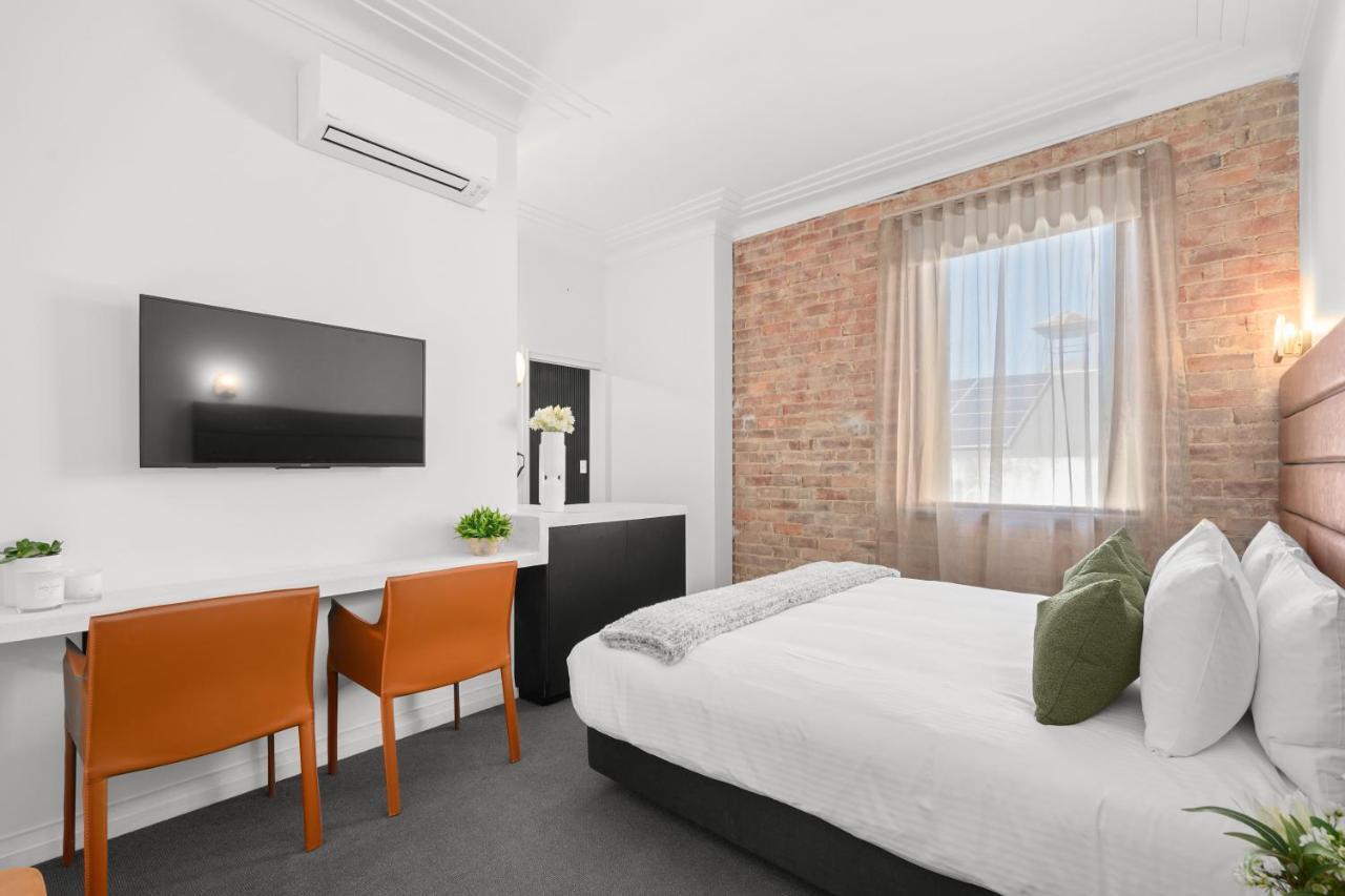 Grand Hotel And Studios Wyong Exterior photo